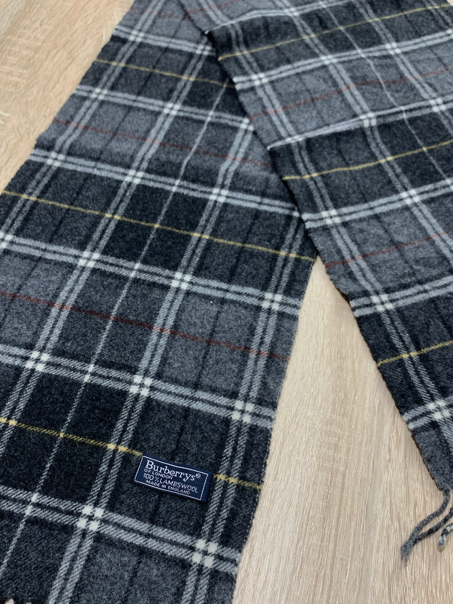 écharpe vintage Burberry 100%laine