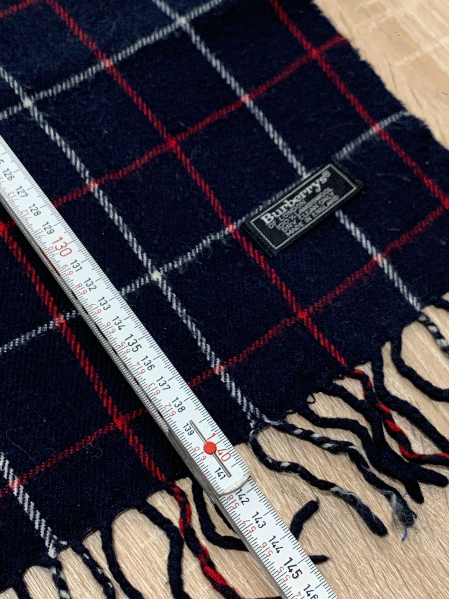 écharpe Burberry 100% laine vintage