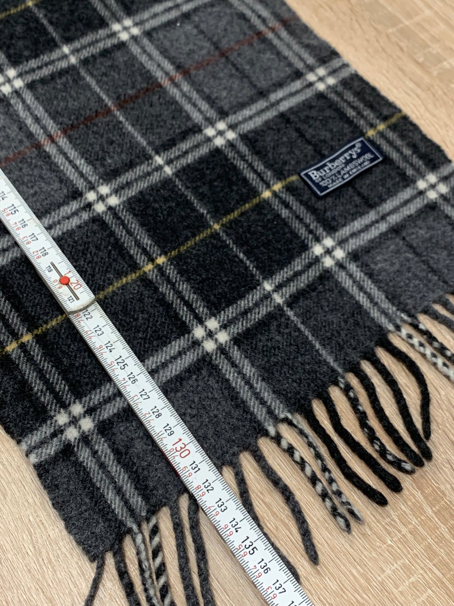 écharpe vintage Burberry 100%laine