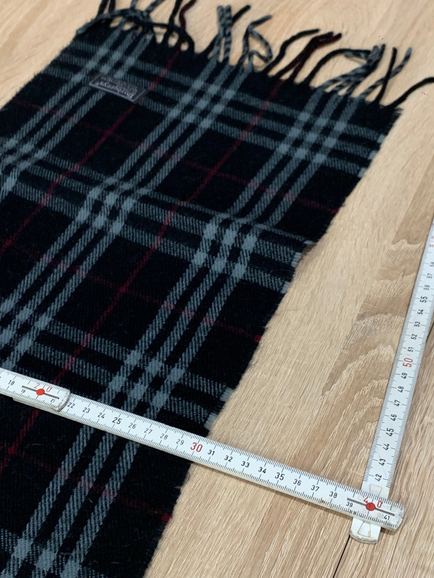 écharpe Burberry 100% laine vintage