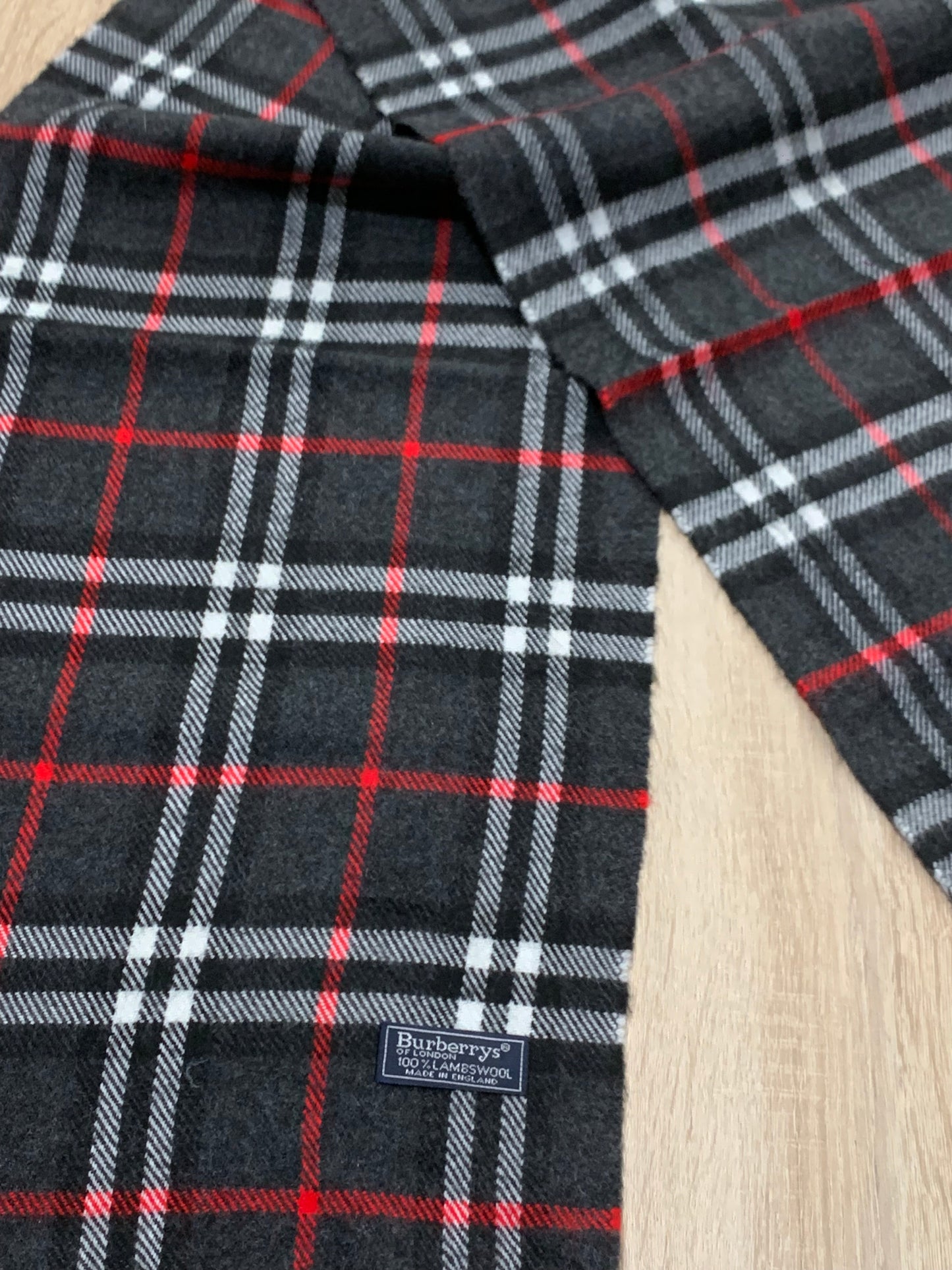 écharpe Burberry 100% laine