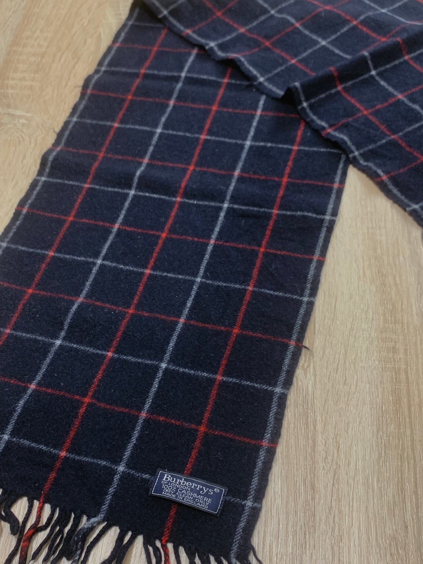 écharpe Burberry 100% cashmere vintage