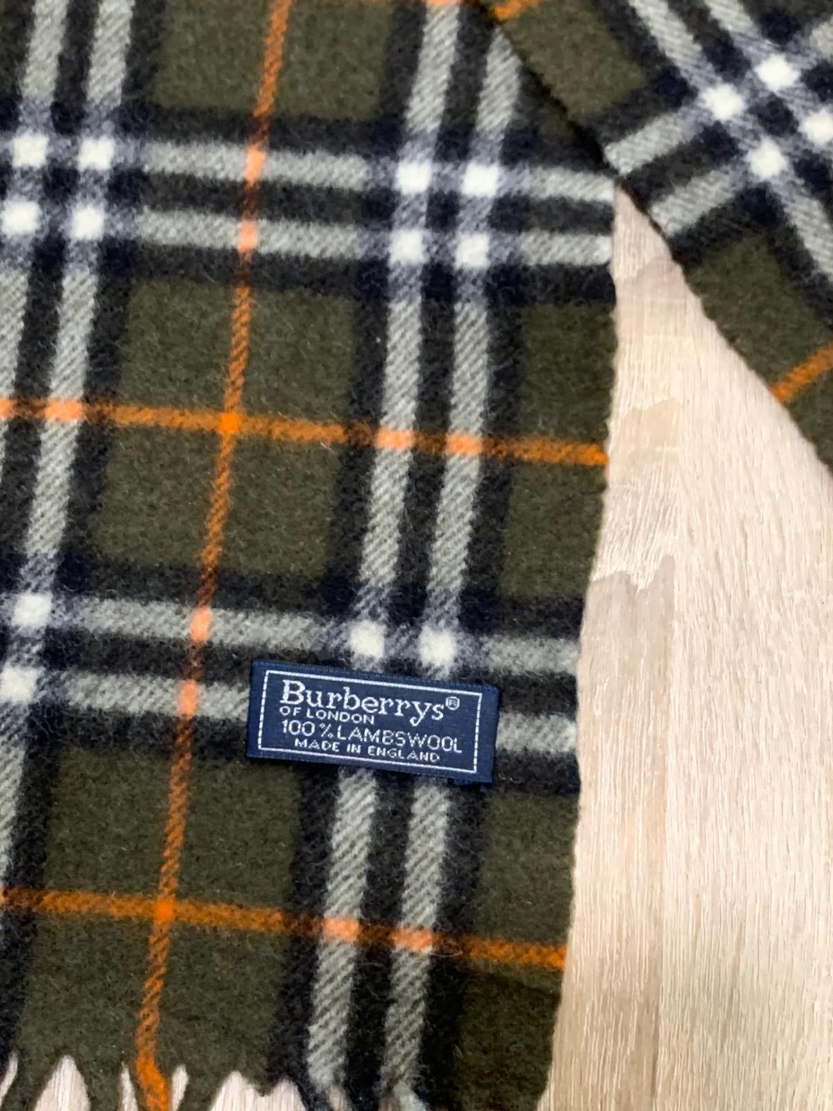 Écharpe Burberry vintage 100% laine