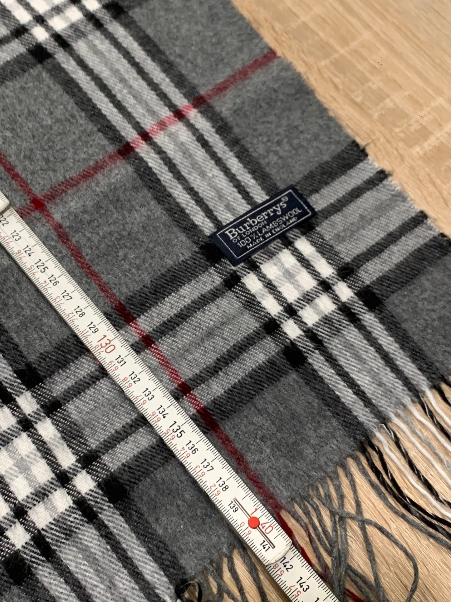 écharpe Burberry 100% laine