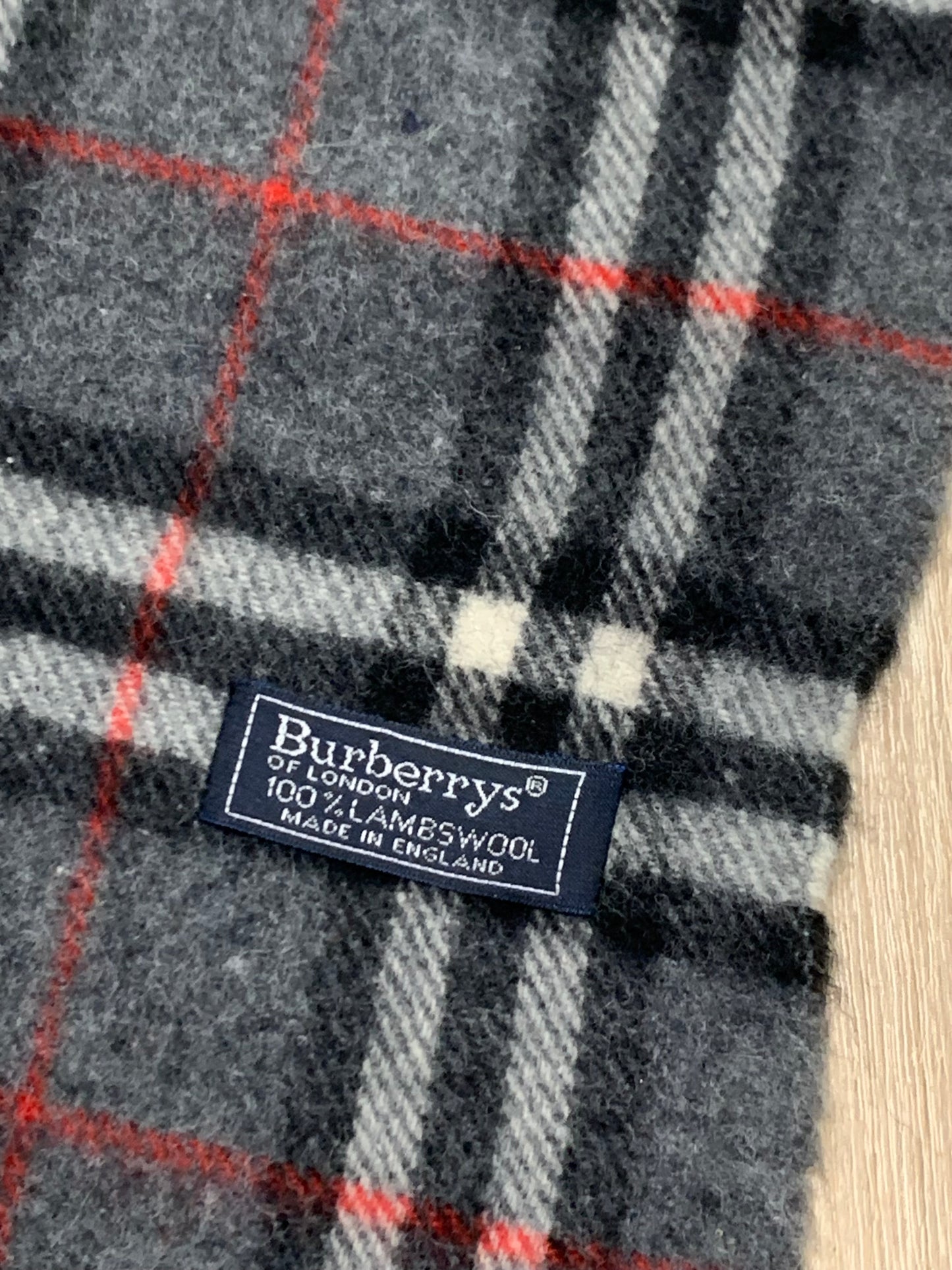 écharpe vintage Burberry 100%laine