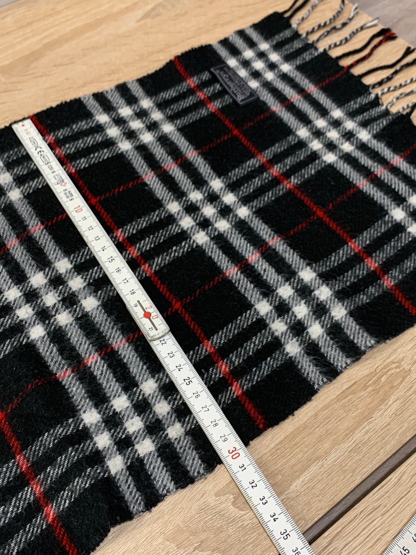 écharpe Burberry 100% laine vintage