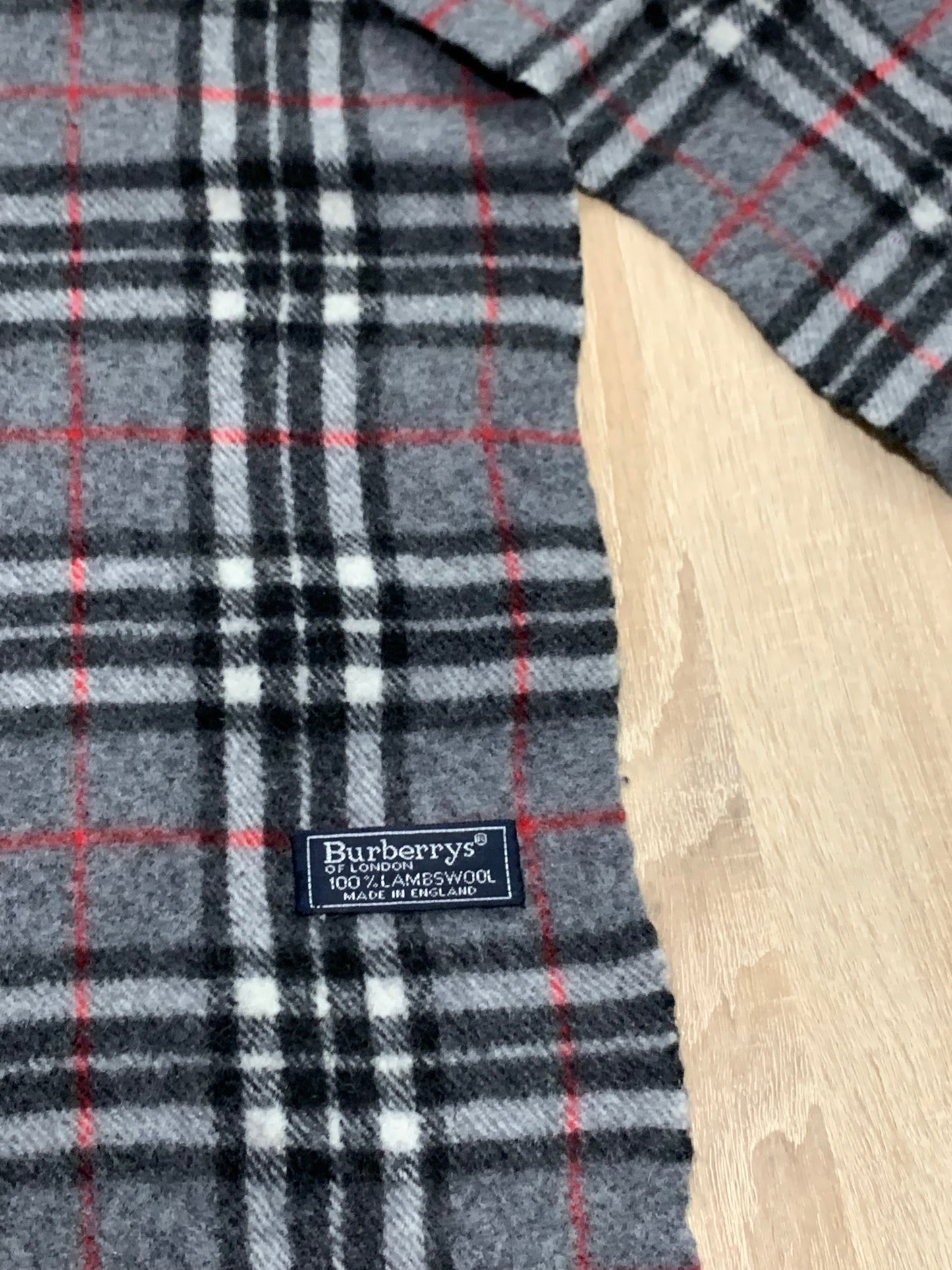 écharpe Burberry 100% laine