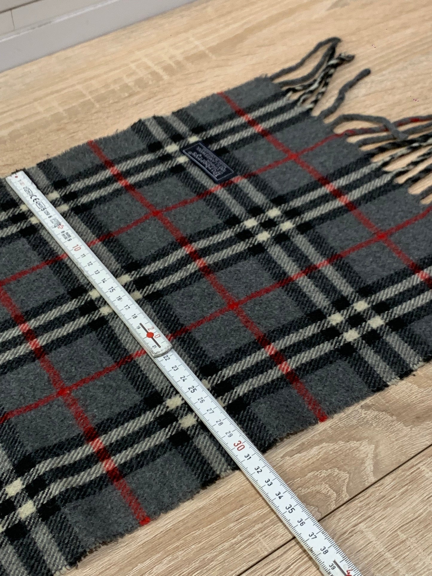 écharpe Burberry 100% laine