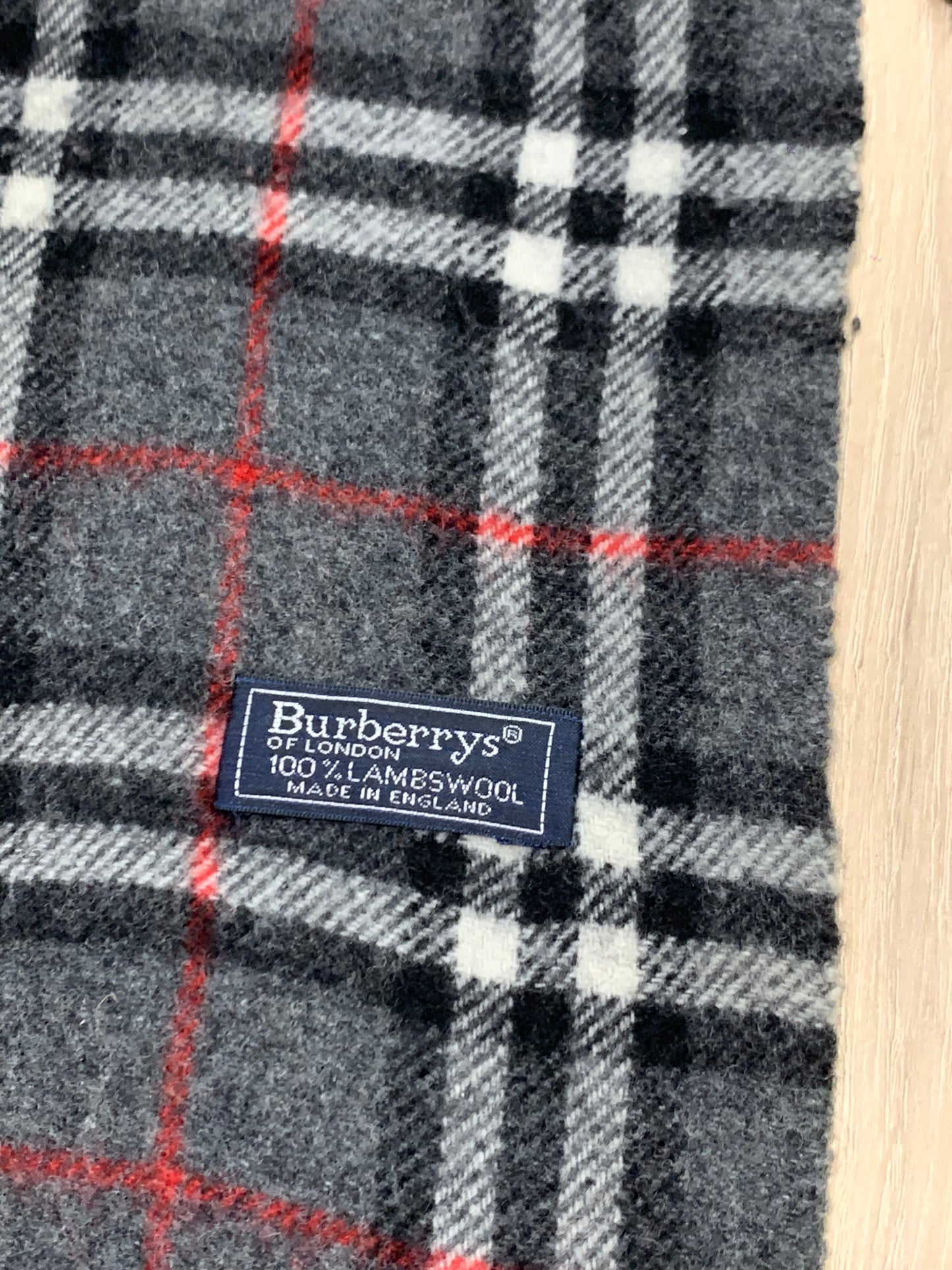 écharpe vintage Burberry 100%laine