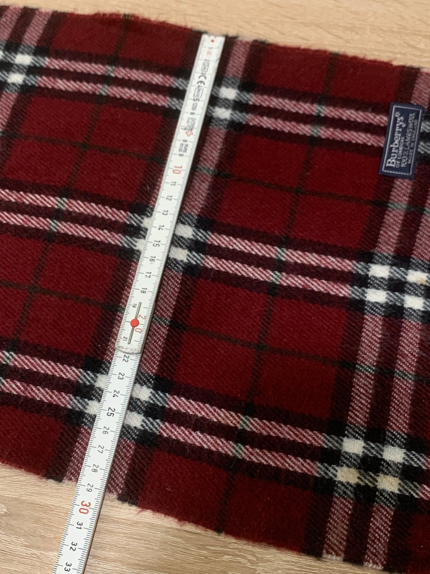 écharpe Burberry 100% laine