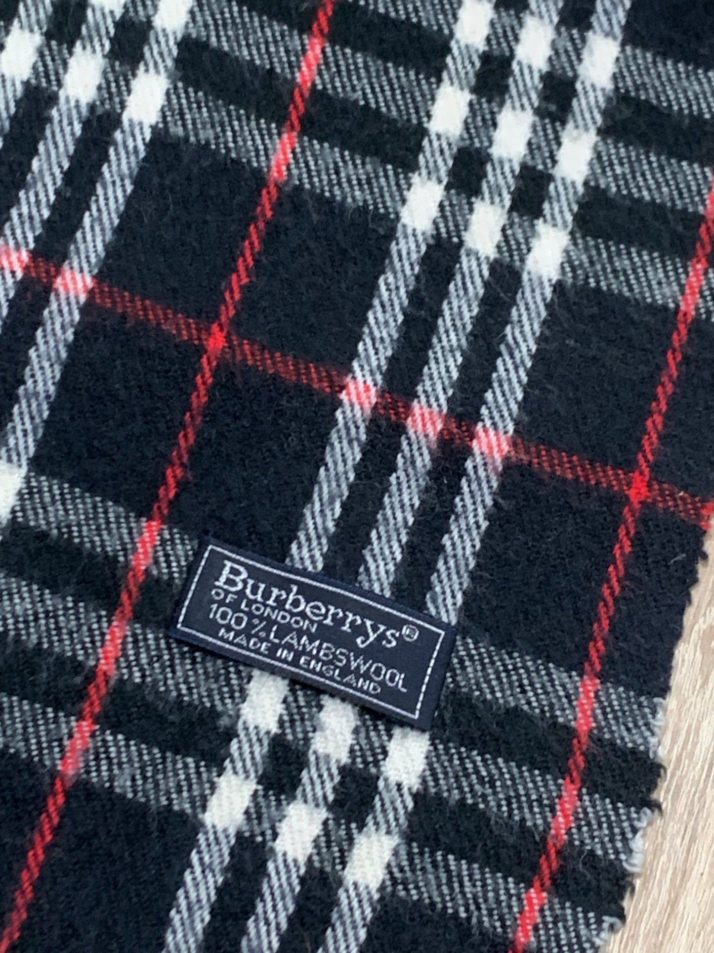 écharpe Burberry 100% laine