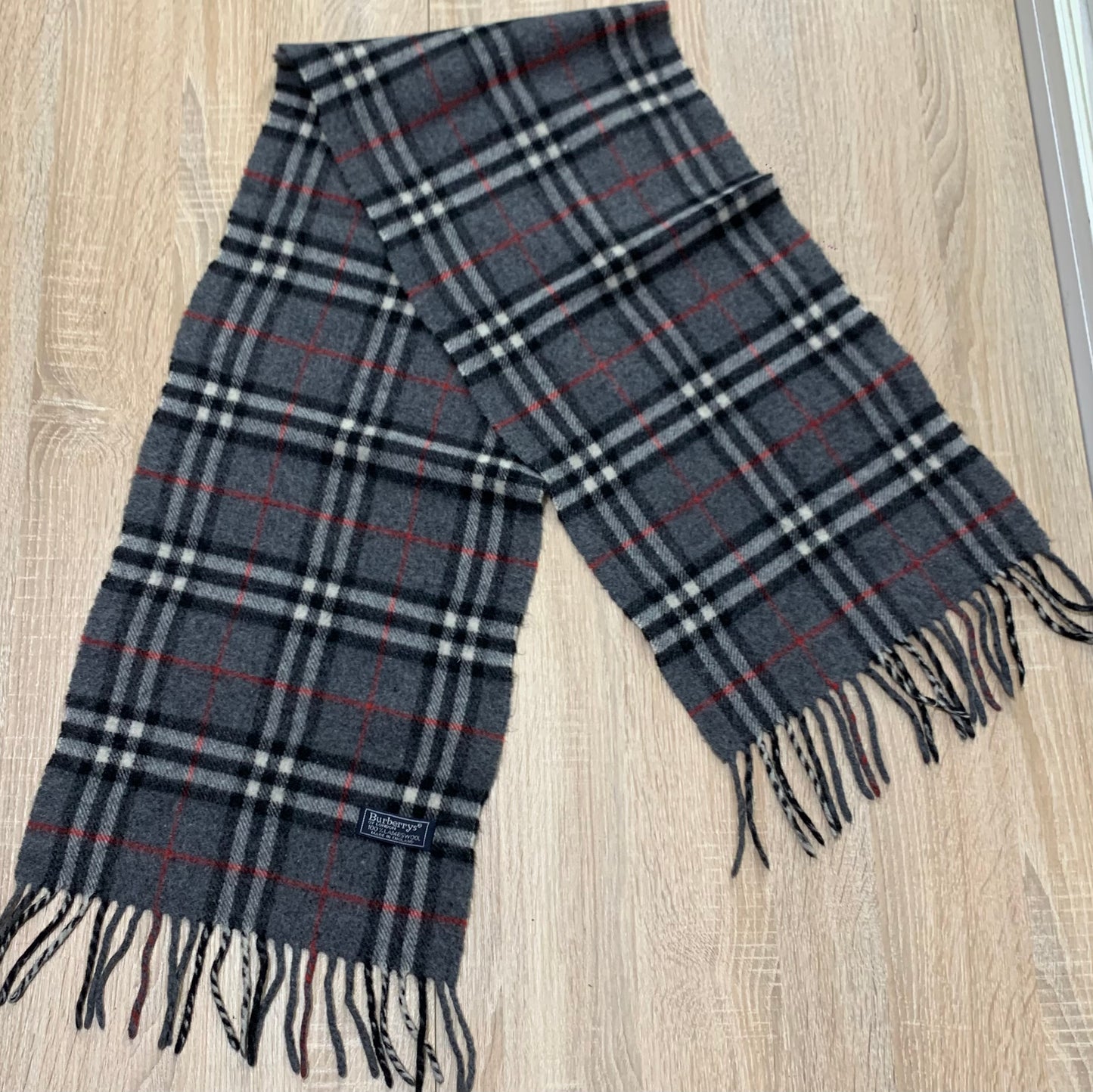 écharpe vintage Burberry 100%laine