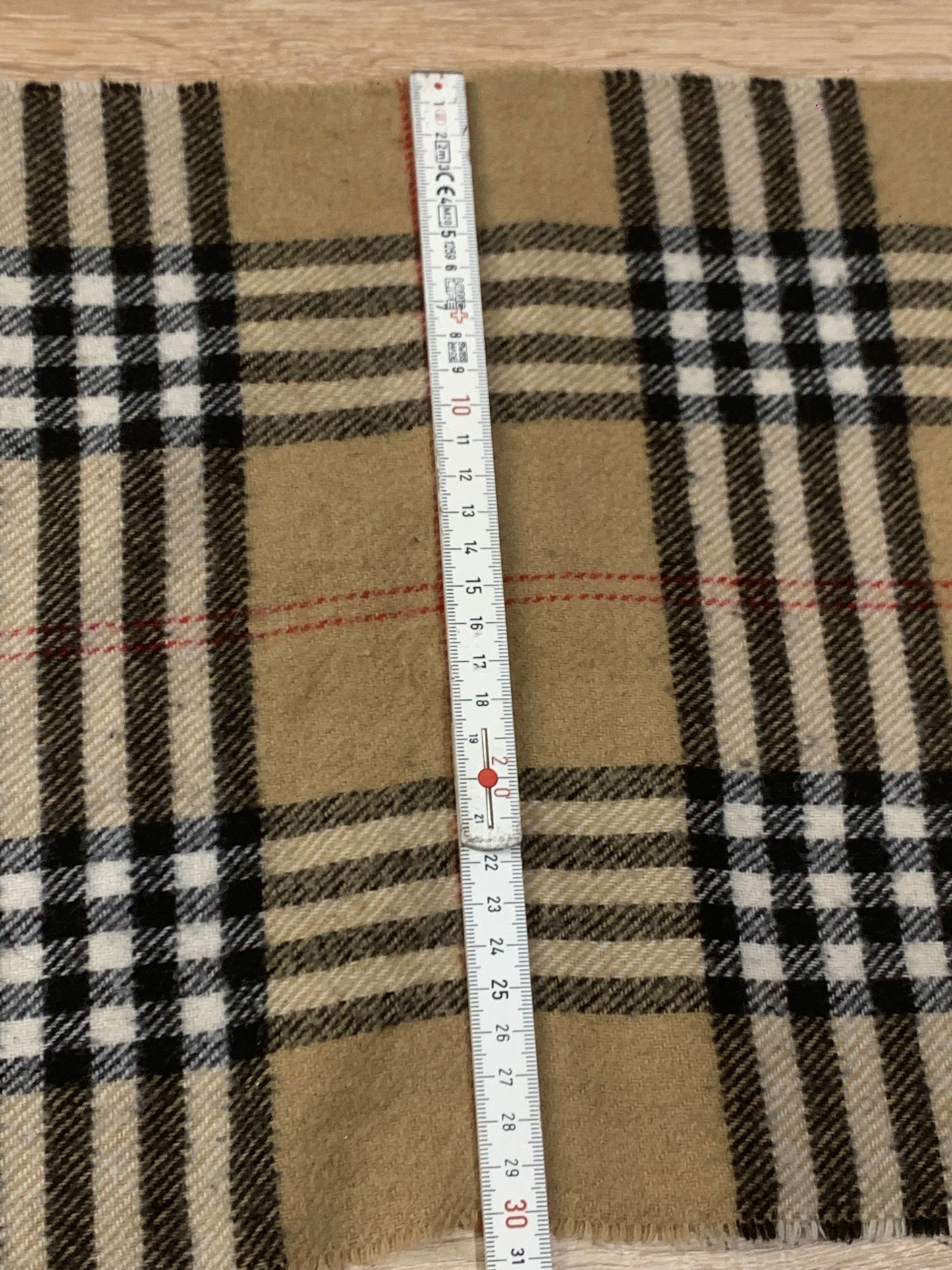 écharpe Burberry 100% laine