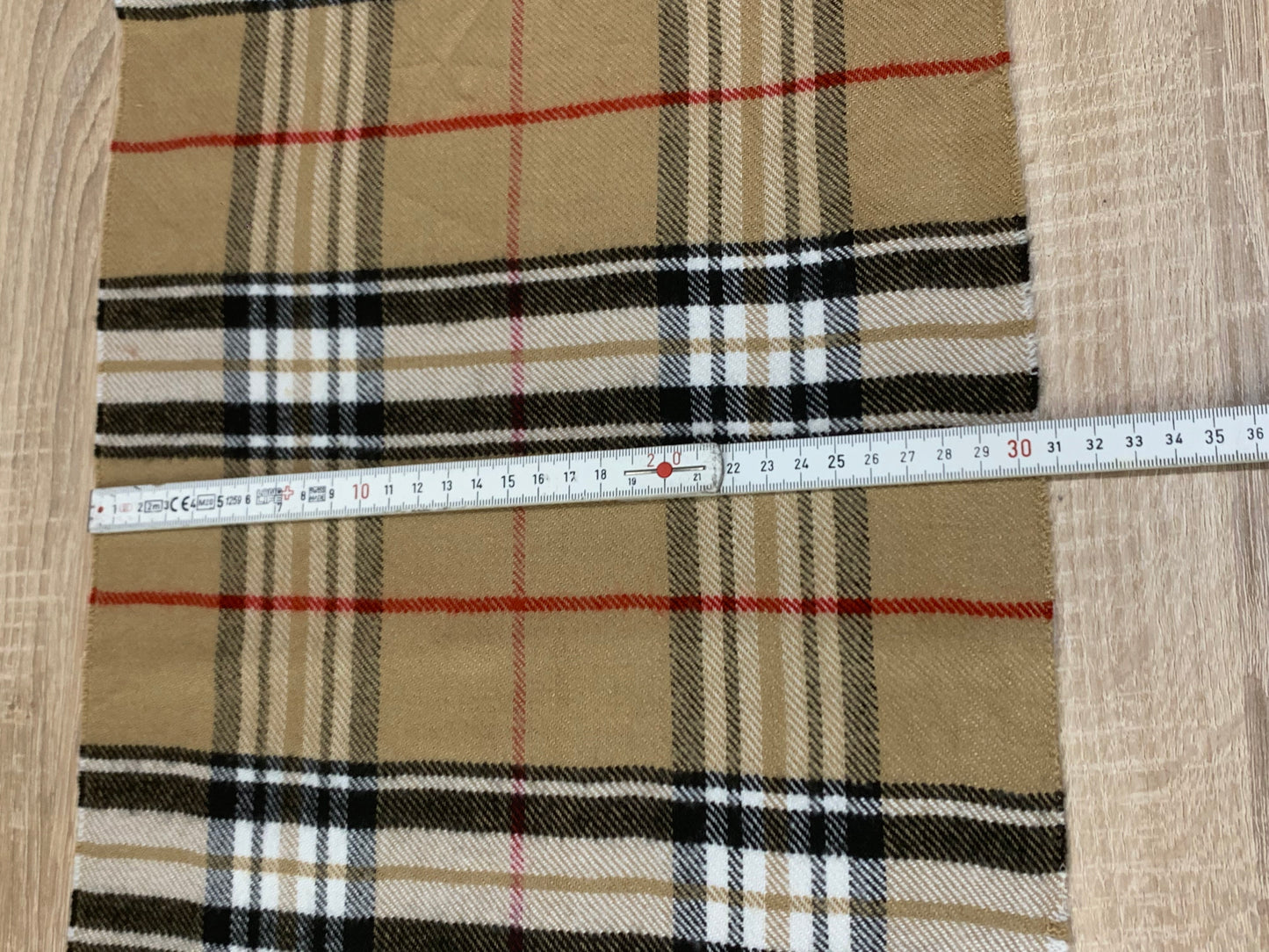 écharpe vintage Burberry 100% laine