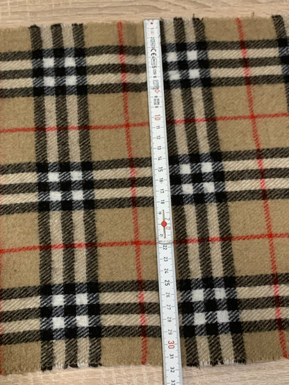 écharpe Burberry 100% laine