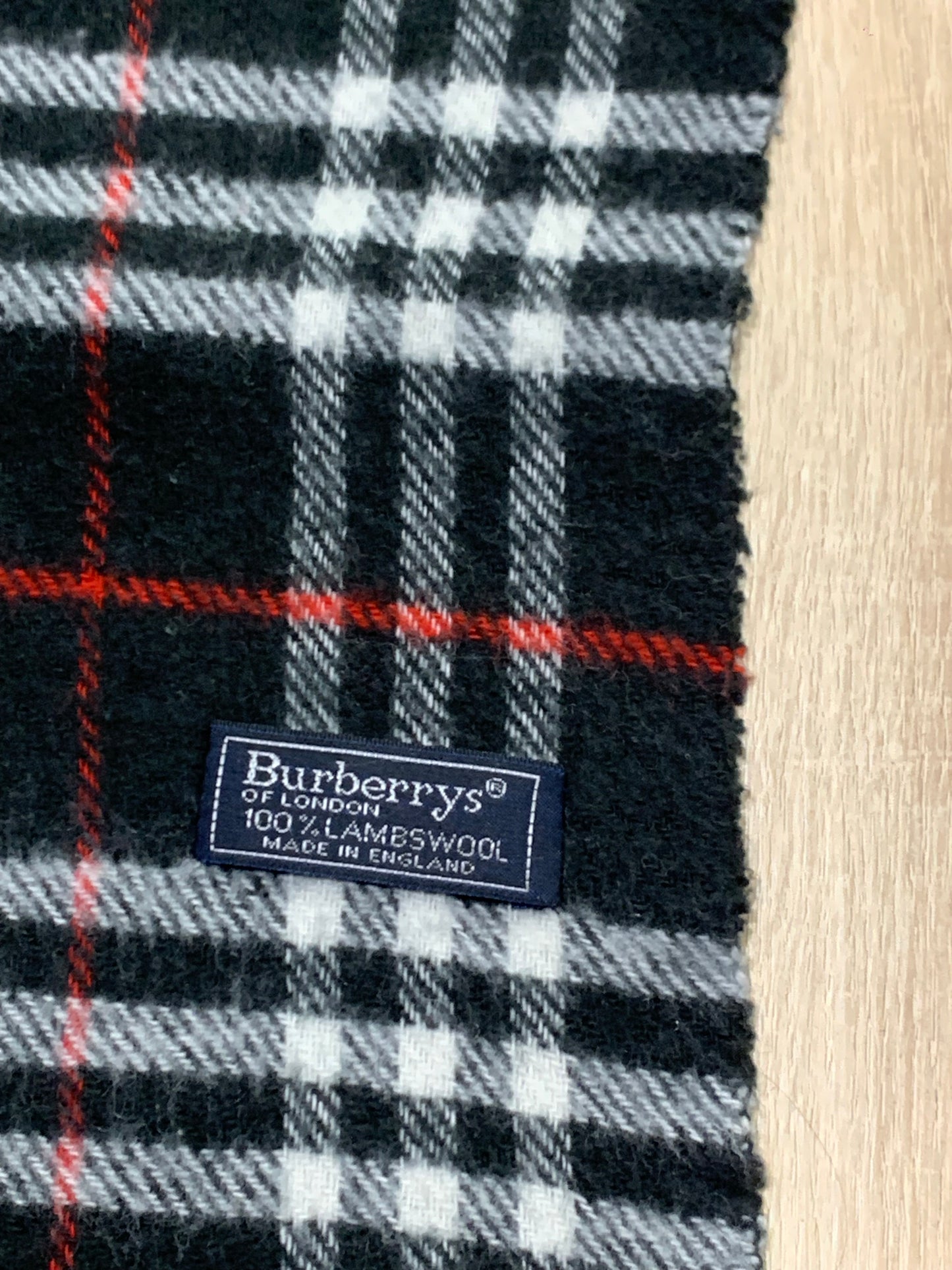 écharpe Burberry 100% laine vintage