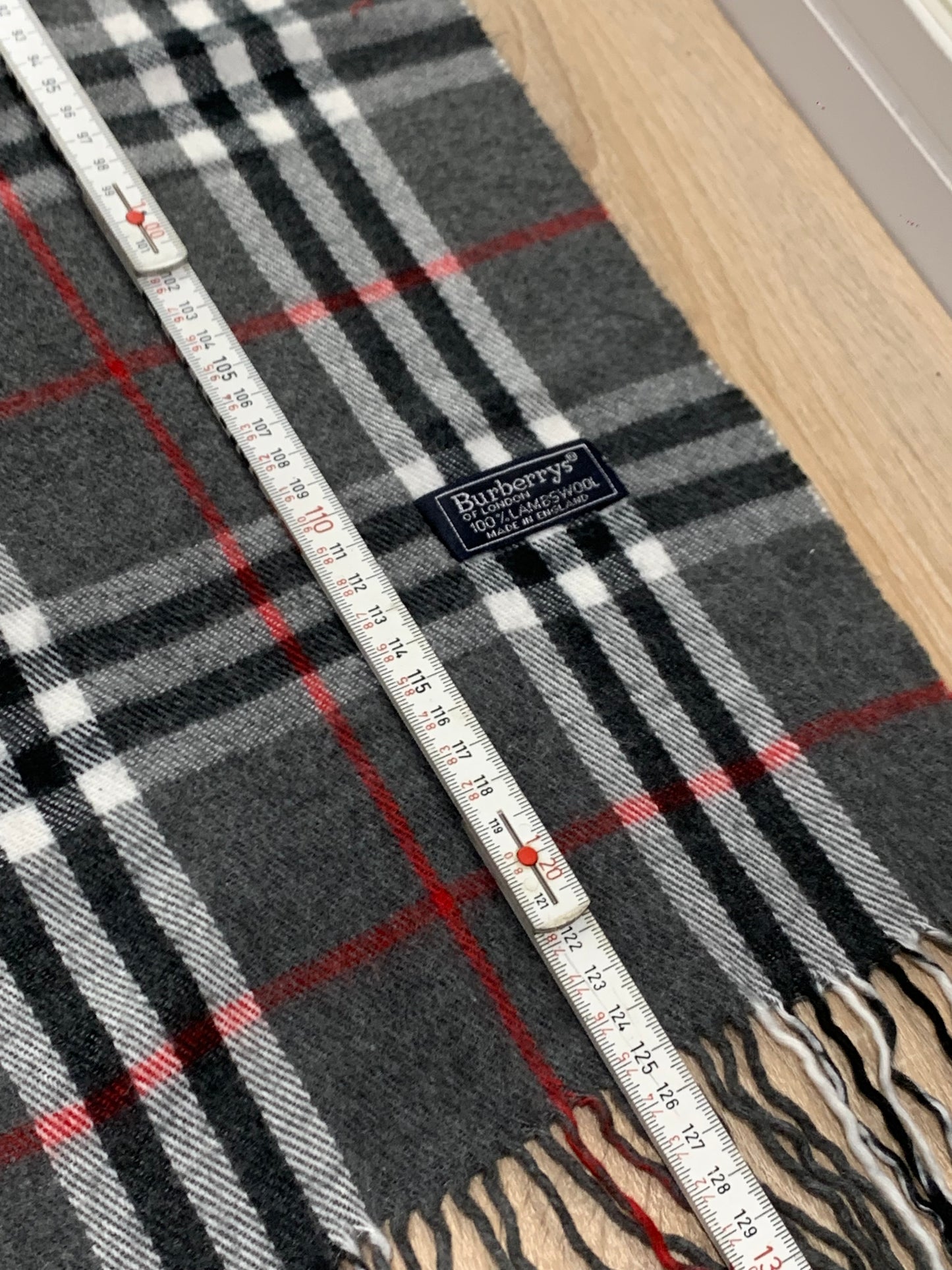 écharpe Burberry 100% laine