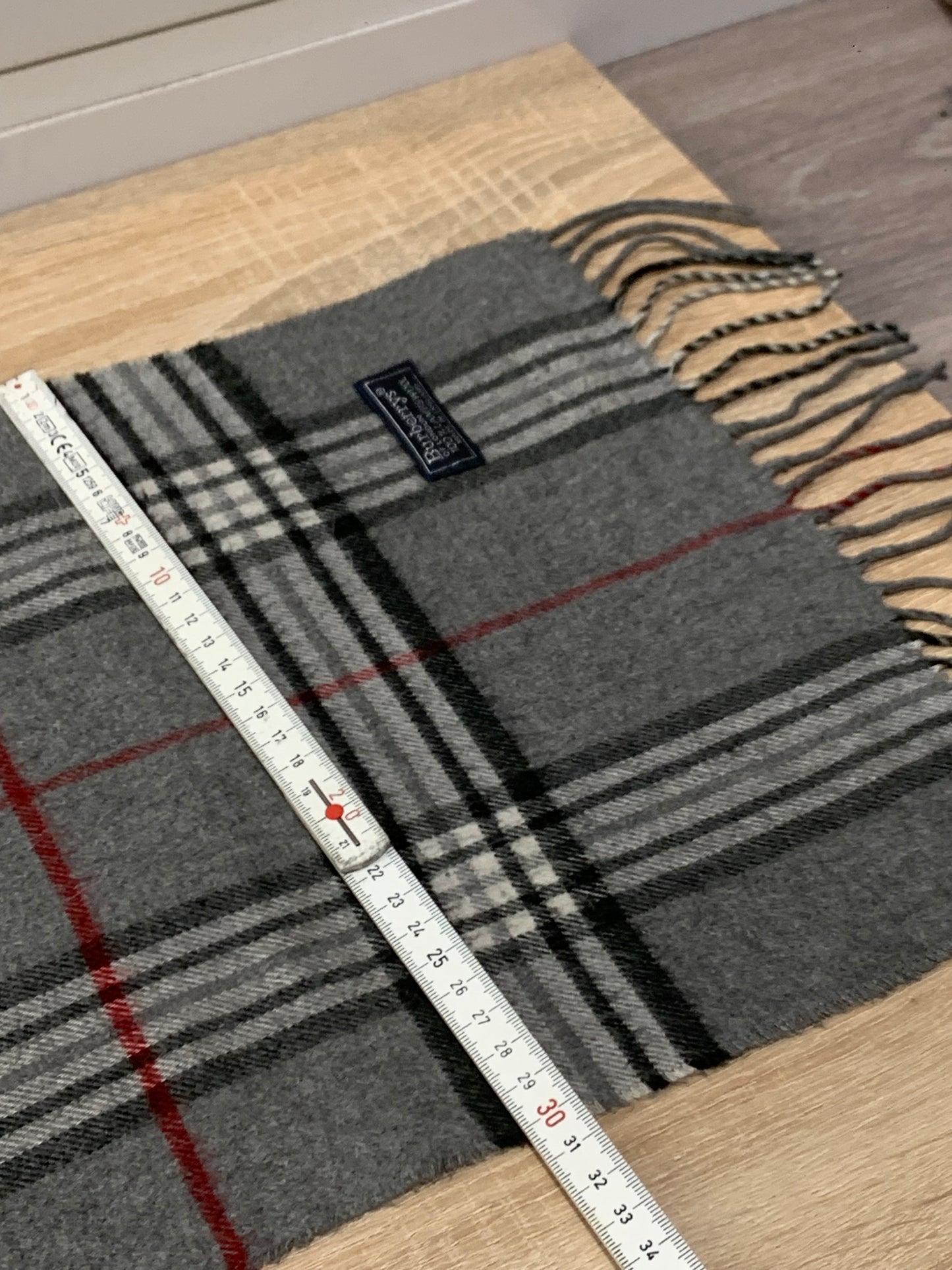 écharpe Burberry 100% laine