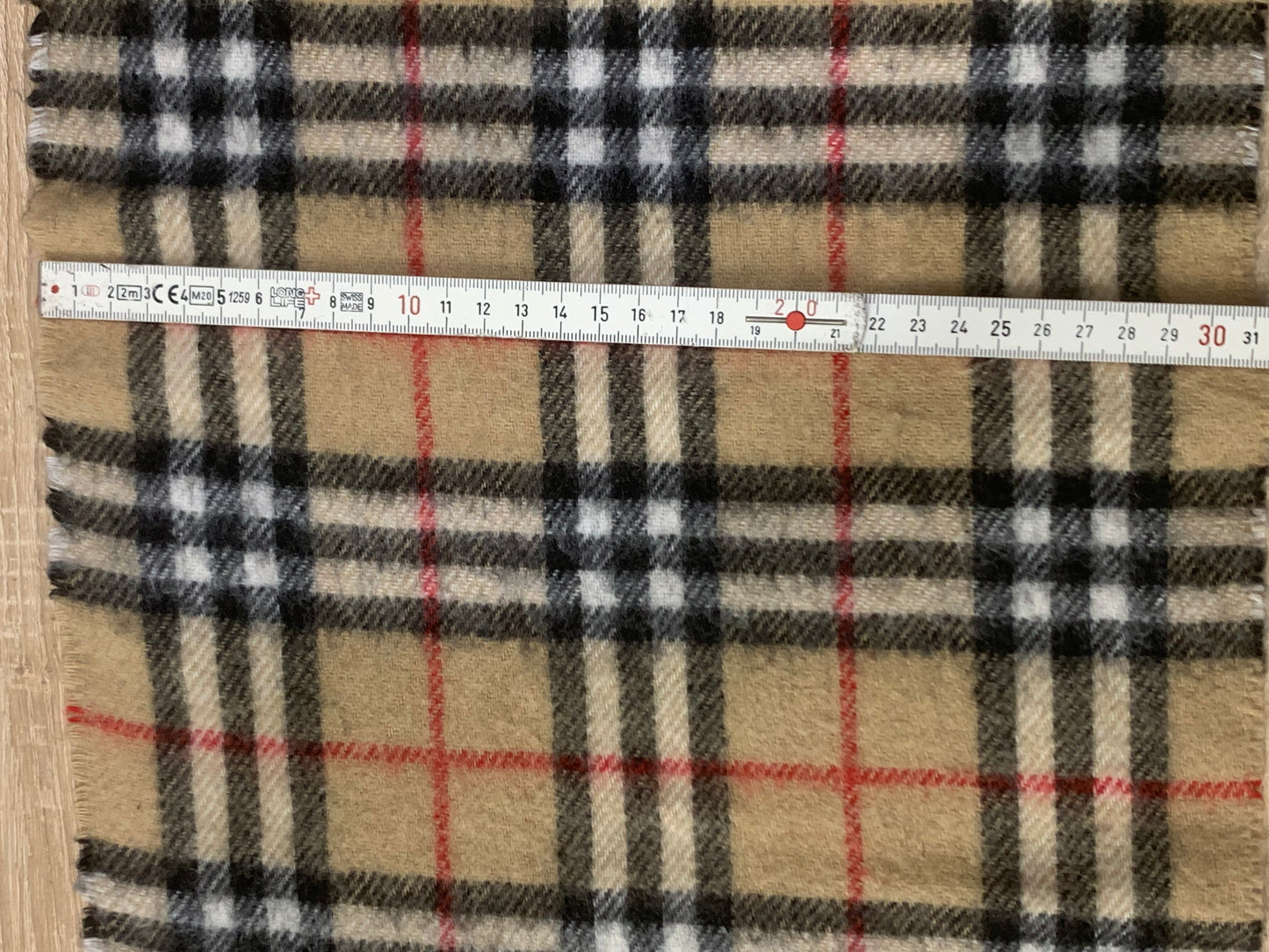 écharpe Burberry 100% laine